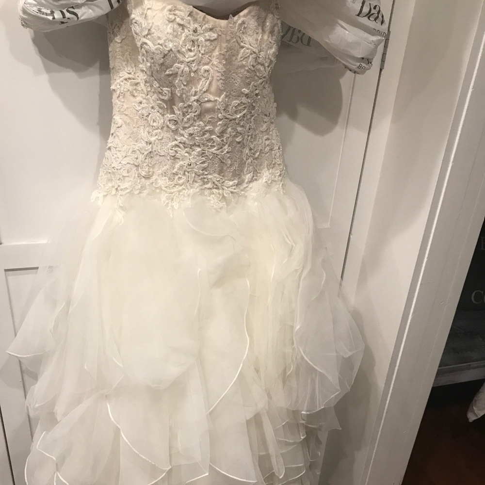 Beautiful new wedding dress